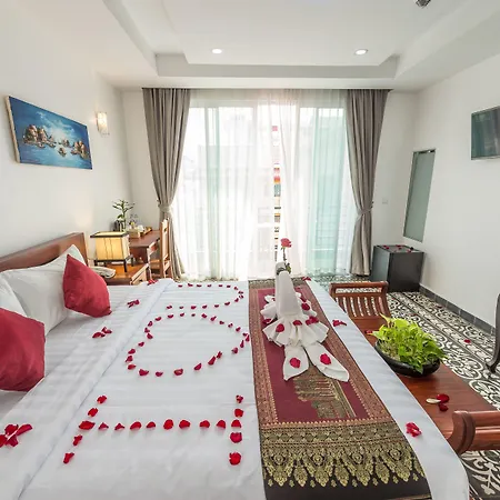 Villa Bayon Guides
