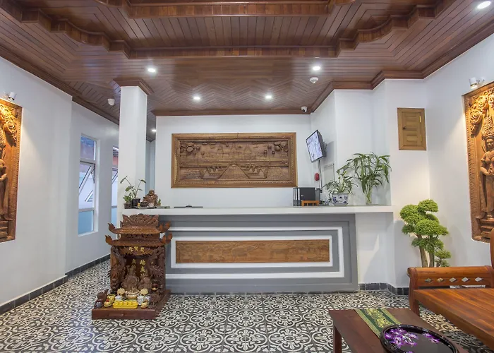 Hotel Bayon Guides