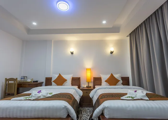 Bayon Guides Hotel Siem Reap