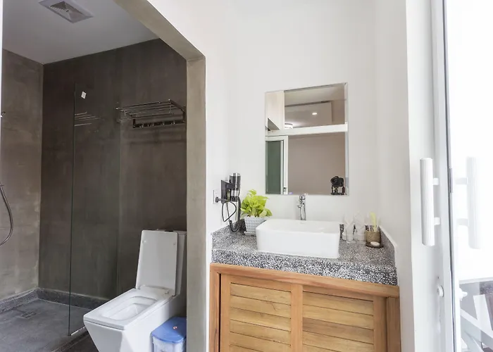 Hotel Bayon Guides 3*